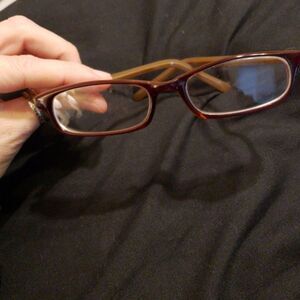 Brown square/oval glasses